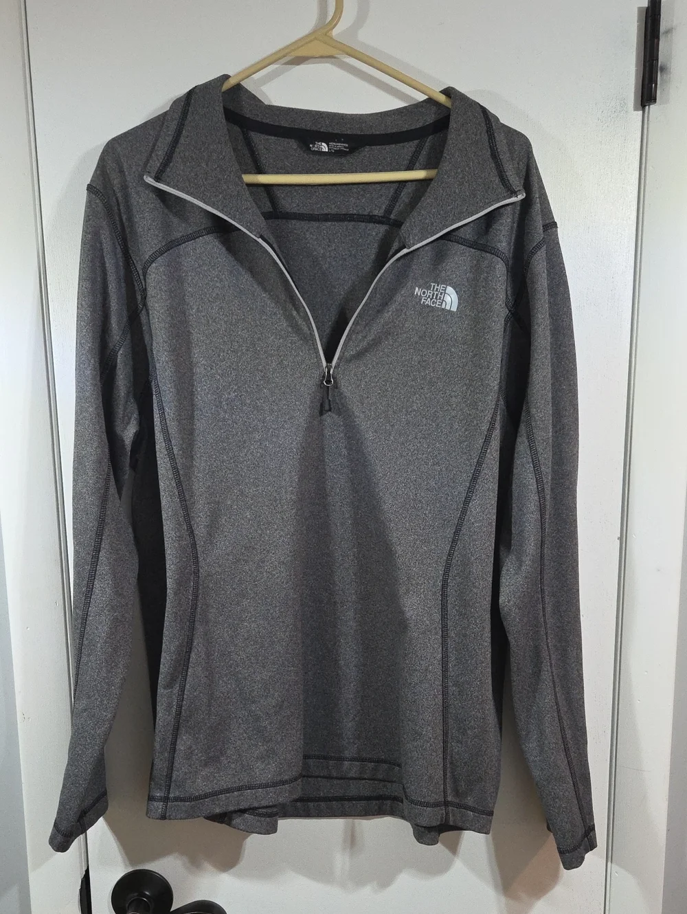 The North Face Men's Heather Gray Quarter-Zip Performance Pullover